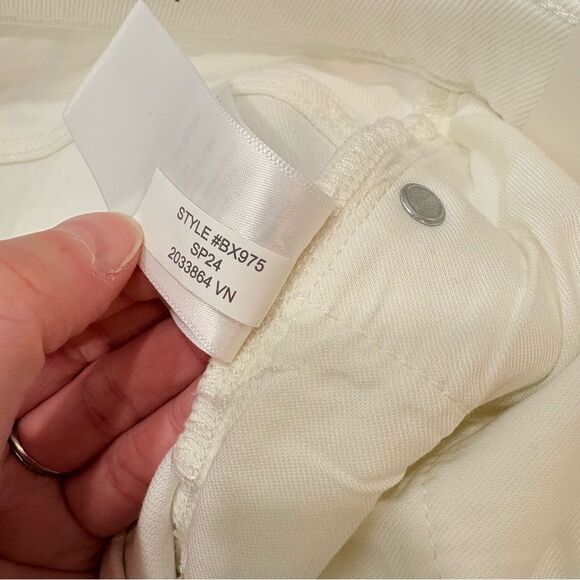 NWT J. Crew 2024 Classic Straight Jean in White Size 29 - Picture 7 of 12